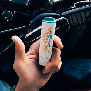 XVape Mambo Cheech and Chong Vaporizer storlek i handen