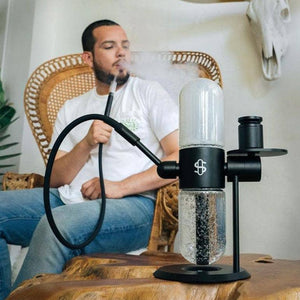 Stundenglass Gravity Bong i bruk